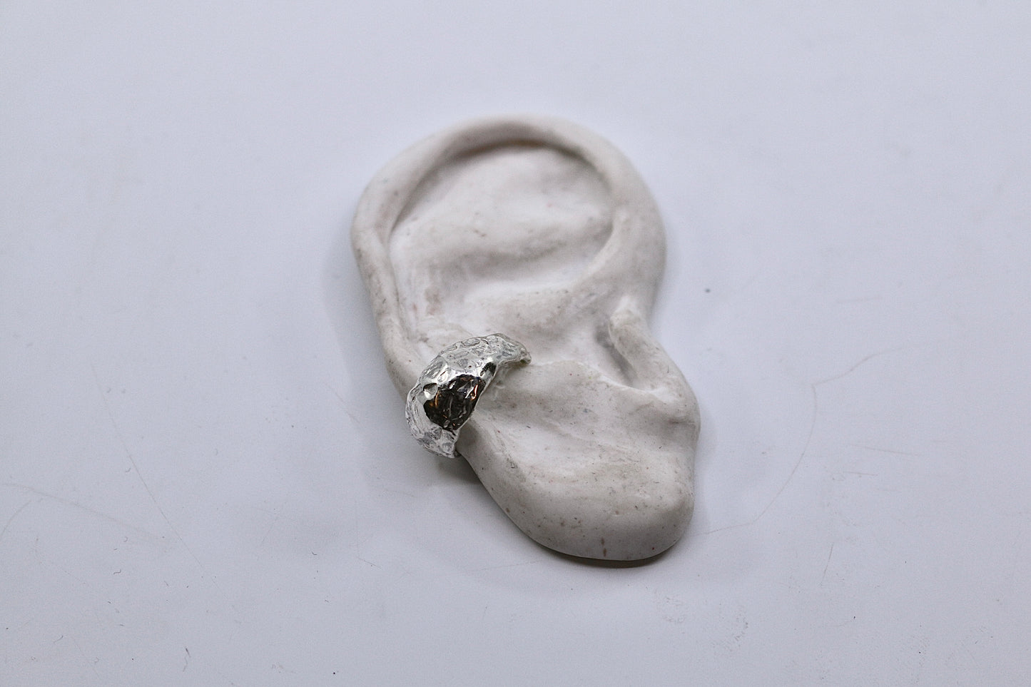 Teardrop - Ear cuff