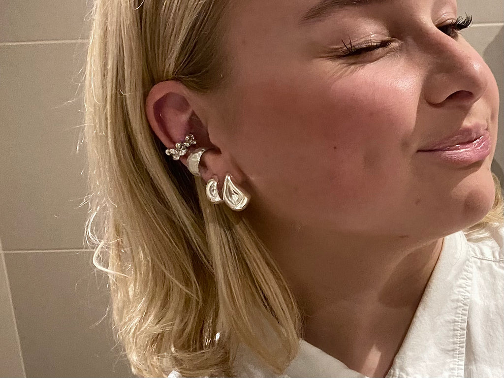 Charcoal - Ear cuff